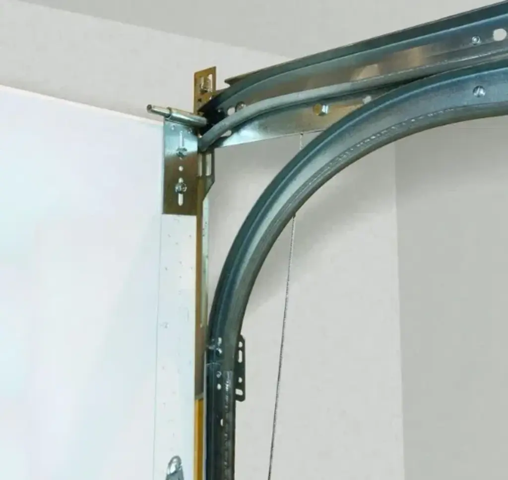 garage door corner track bracket