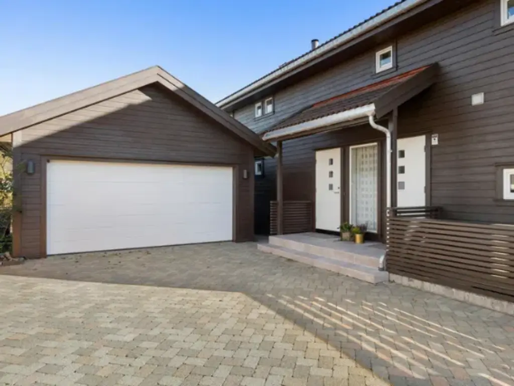 modern detached garage door installation