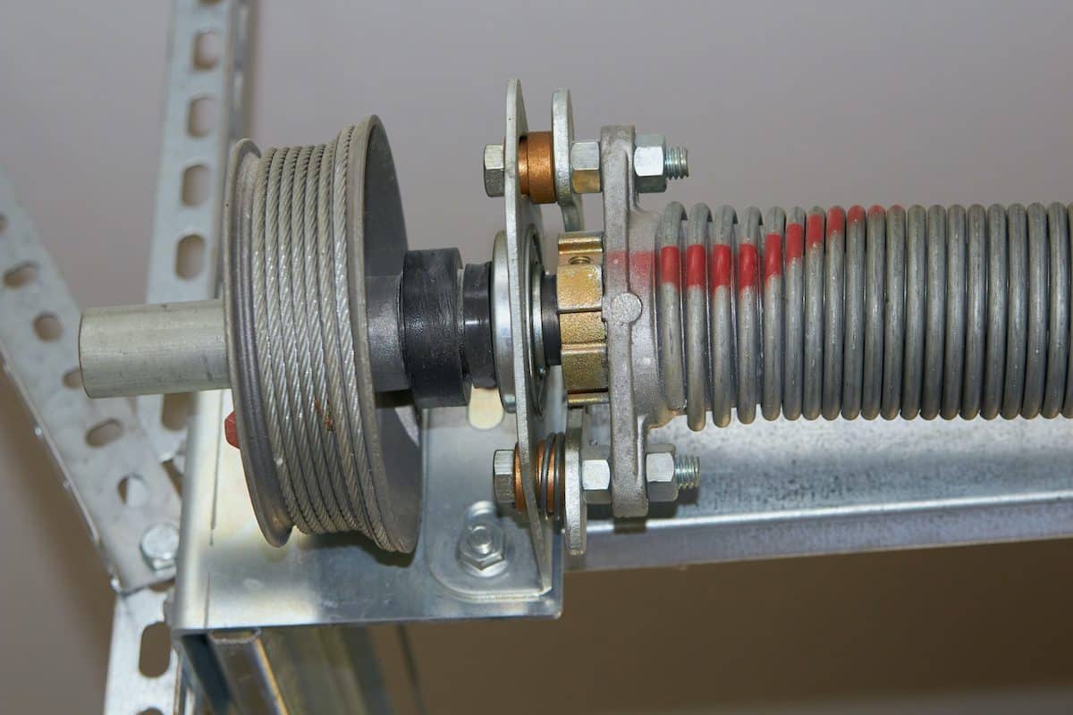 How to Change The Garage Door Cable